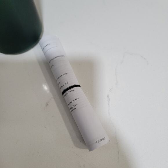 NWOT 2022 Dark Forest Green Starbucks Lightweight Plastic Water Bottle 24 Oz. - Picture 6 of 6